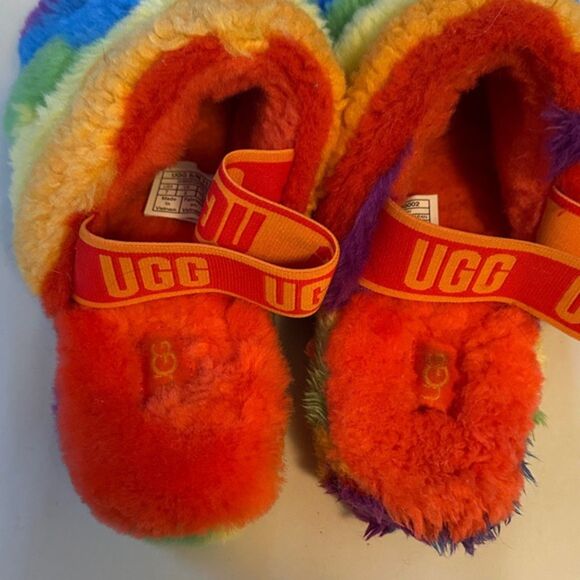UGG Fluff Yeah Slide Sandel Slip On Rainbow Pride Colorful Size 7 Shearling - Picture 6 of 10